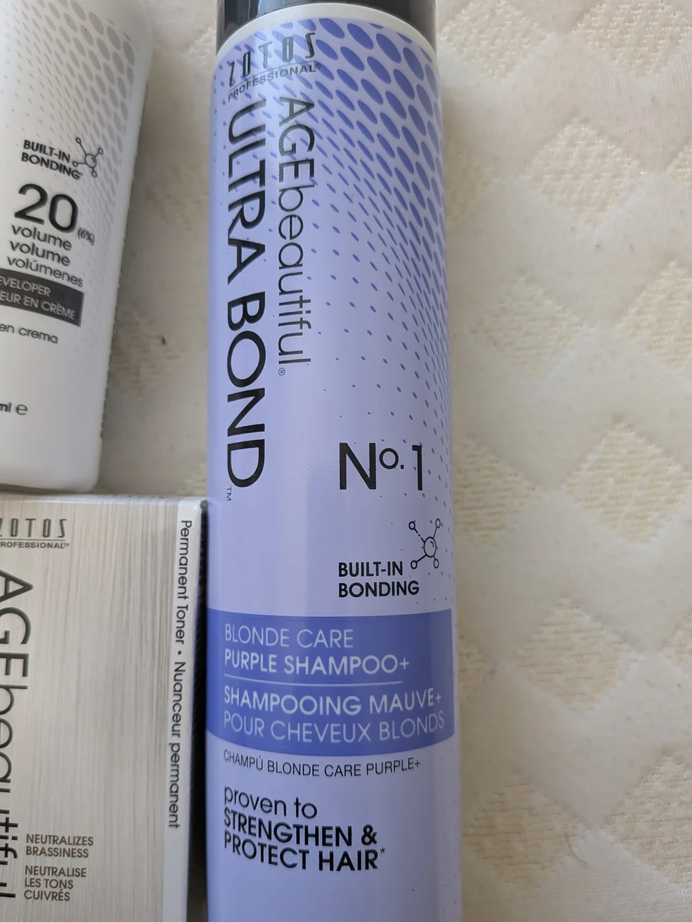 AGEbeautiful Ultra Bond Purple Shampoo & Conditioner Set - Purple